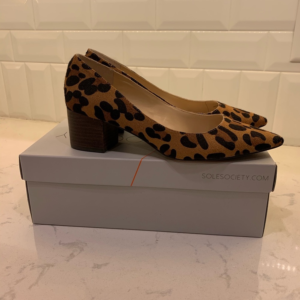 Sole Society Andorra Pumps